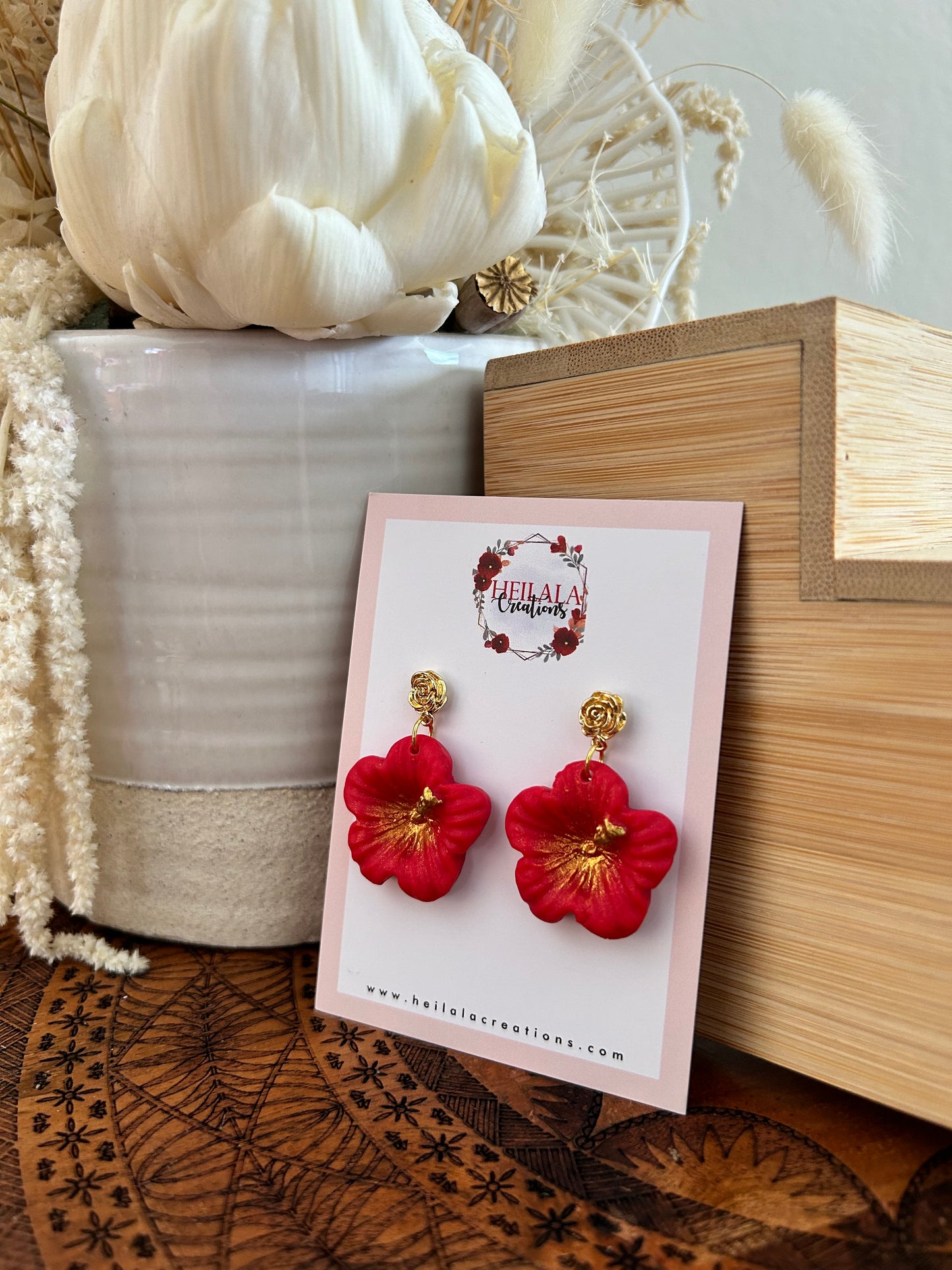 Hibiscus small studs