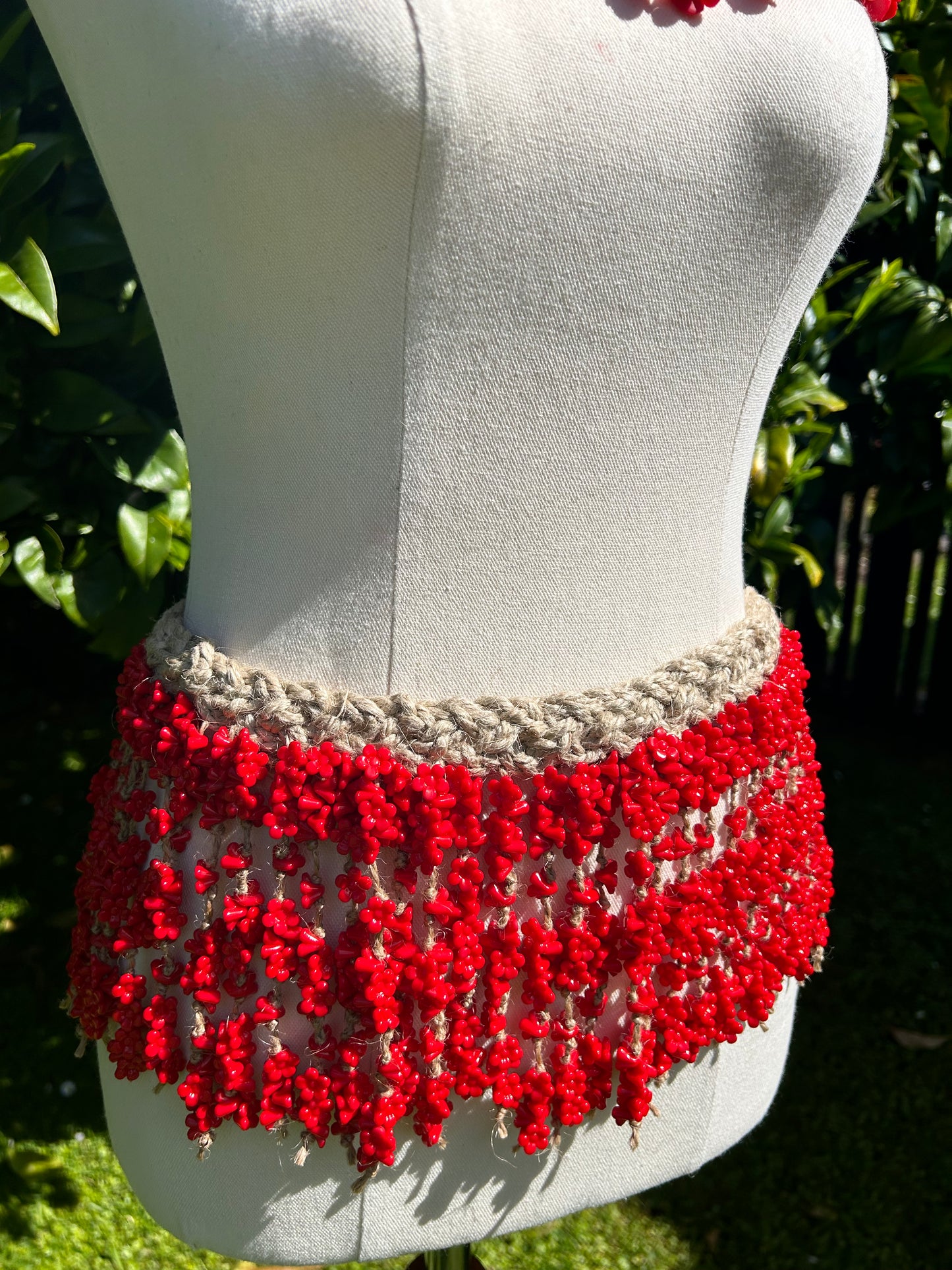 Red beaded kiekie