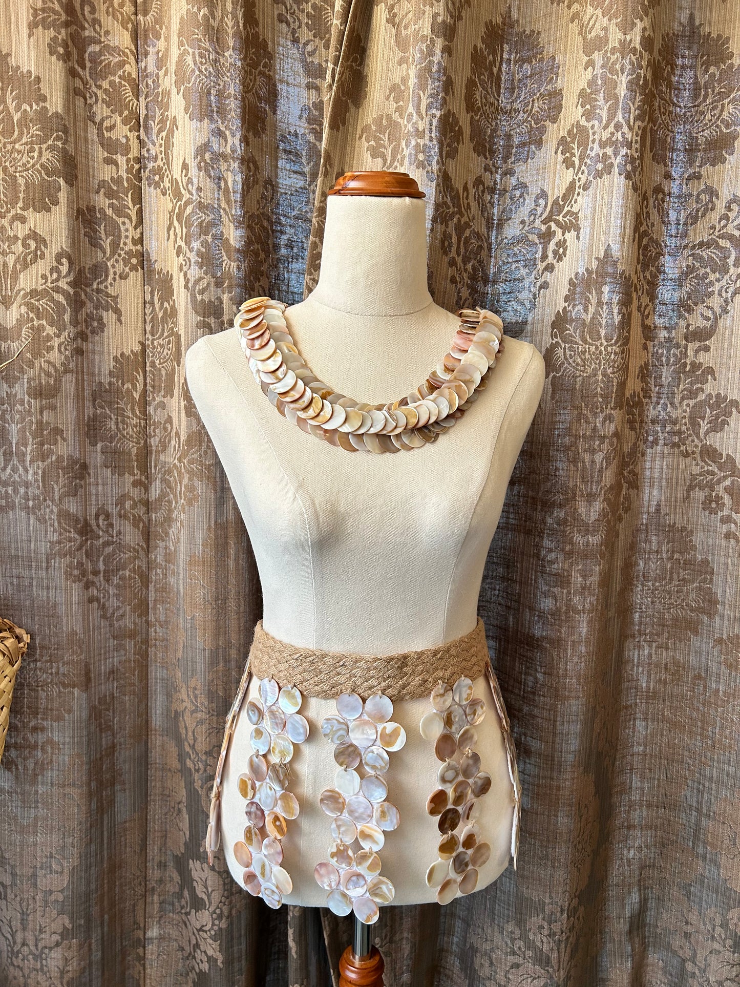 Mother of pearl set