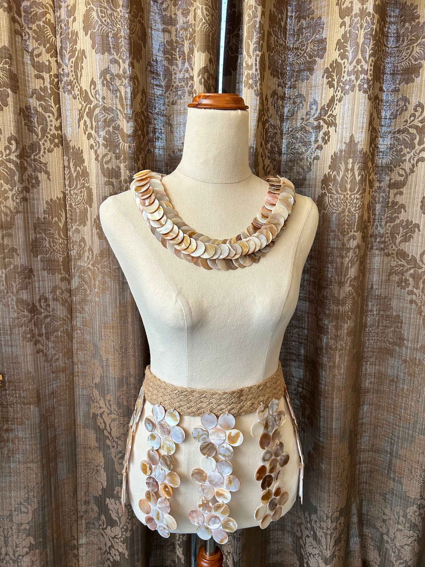 Mother of pearl set