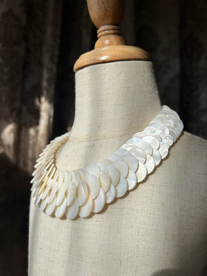 White mother of pearl choker