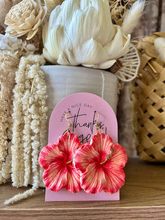 Clay hibiscus earrings (peach tones)