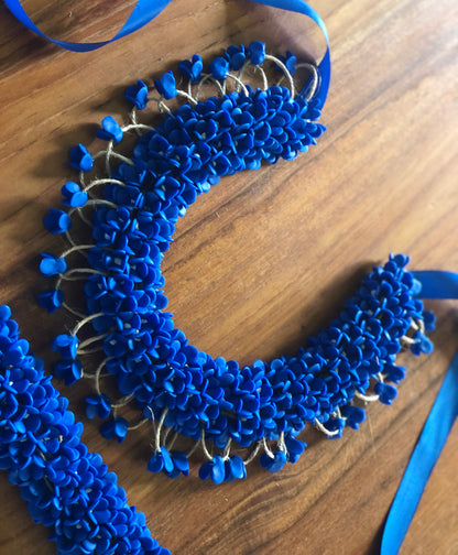 Royal blue necklace with dangles